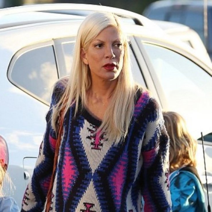 Σοκ προκαλεί η νέα εμφάνιση της Tori Spelling