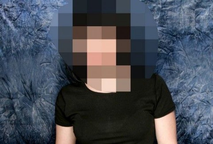 Σοκ! Πασίγνωστη ηθοποιός παραμορφώθηκε από βαφή μαλλιών!