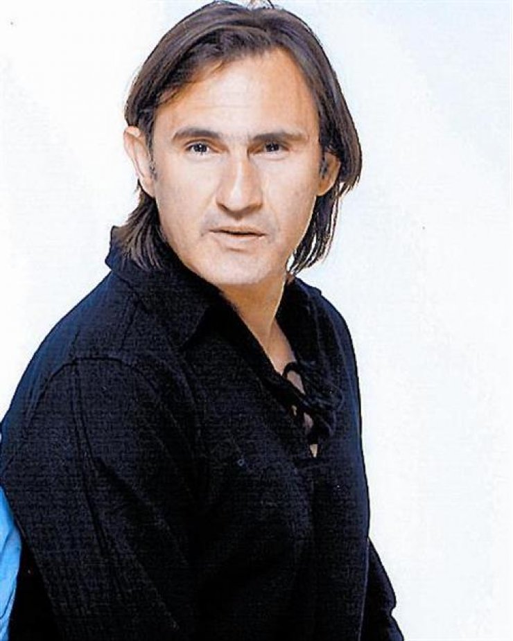 Εσπευσμένα στο νοσοκομείο ο Άκης Σακελλαρίου