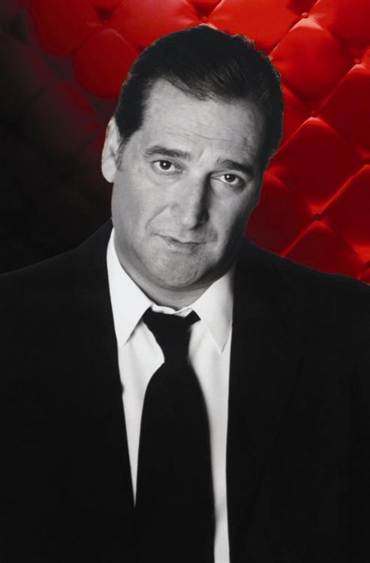 Απόψε ο Βασίλης Καρράς στη Λάρνακα!