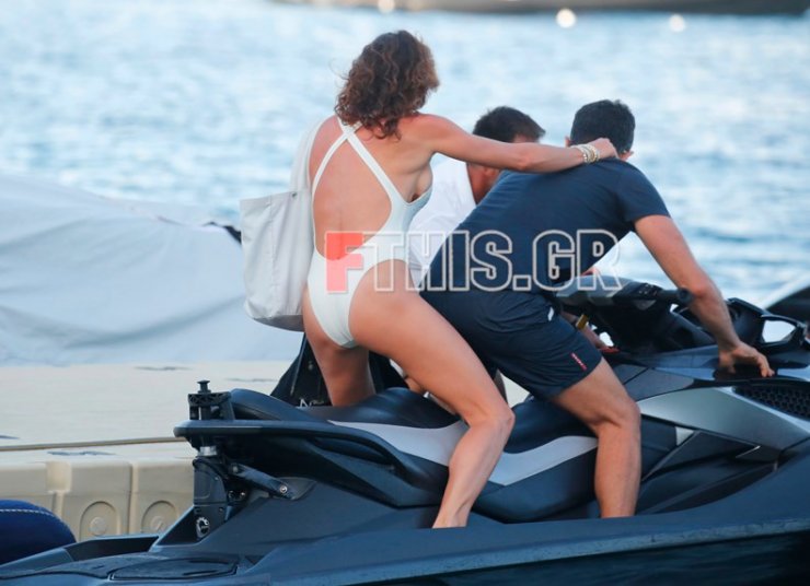 Ρομαντικές διακοπές στην Μύκονο για Κύπριο επιχειρηματία με την σύζυγό του