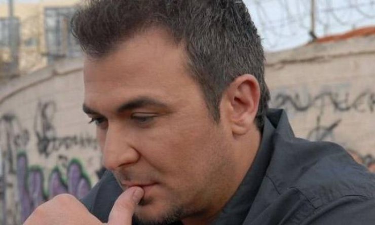 Αντώνης Ρέμος: Τώρα στο «Γεννηματά» δίνει αίμα για τον Βαρδή