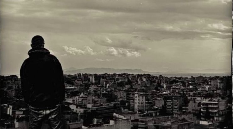 Συγκλονισμός: Νεκρός σε τροχαίο γνωστός Έλληνας ράπερ! Τον παρέσυρε οδηγός και εξαφανίστηκε [εικόνα]