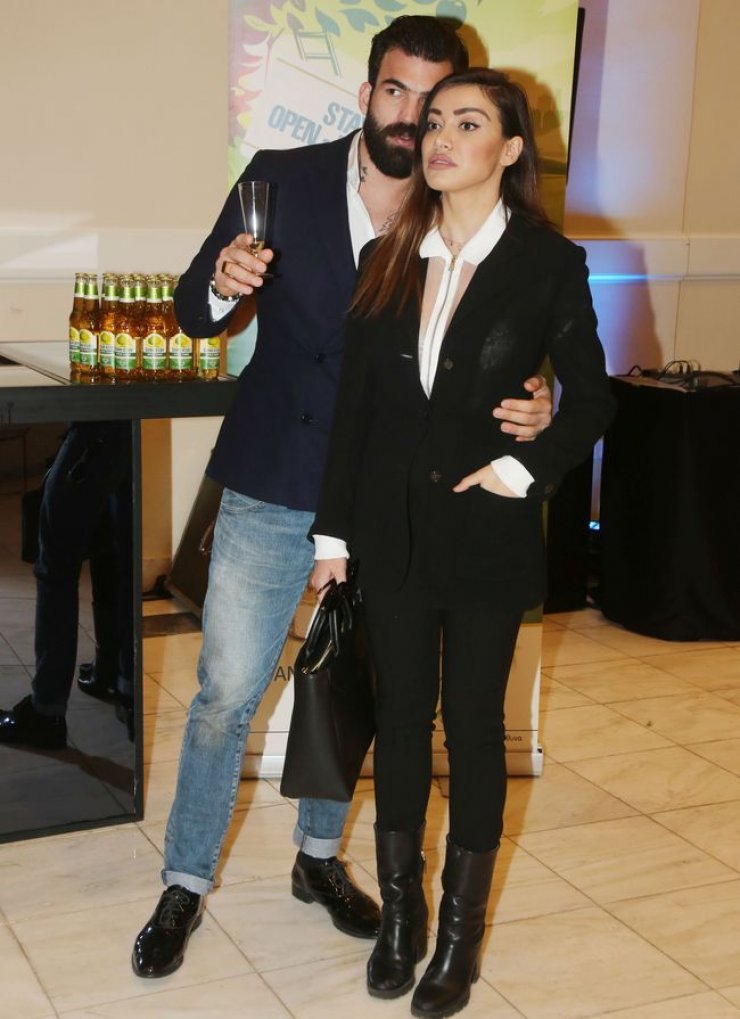 Δημήτρης Αλεξάνδρου: Το πρώτο του μήνυμα μετά το χωρισμό του που "καίει" την πρώην σύντροφό του Όλγα Φαρμάκη