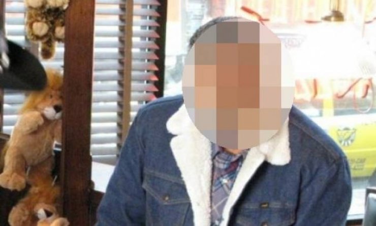  Ένας από τους πιο γοητευτικούς Έλληνες ηθοποιούς σοκάρει: «Έπλενα πτώματα σε νεκροτομείο για να ζήσω…»