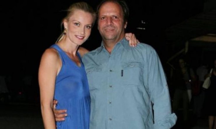 Δ. Αποστόλου-Μ. Πένσου: Η πρώτη φωτογραφία του νεογέννητου γιου τους!