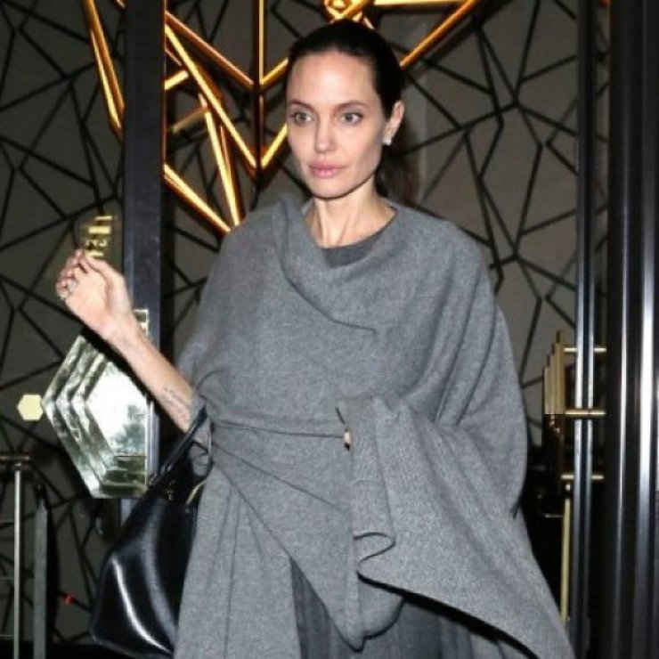 Τρομάξαμε μόλις μάθαμε πόσο ζυγίζει πια η Angelina Jolie