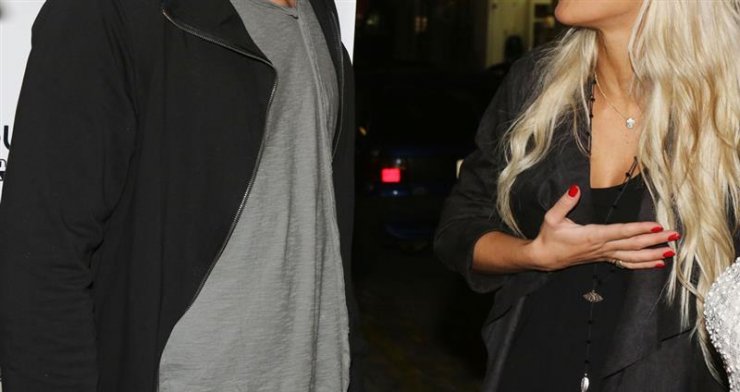 Νέα κοινή δημόσια εμφάνιση γοητευτικού Κύπριου με το μοντέλο!