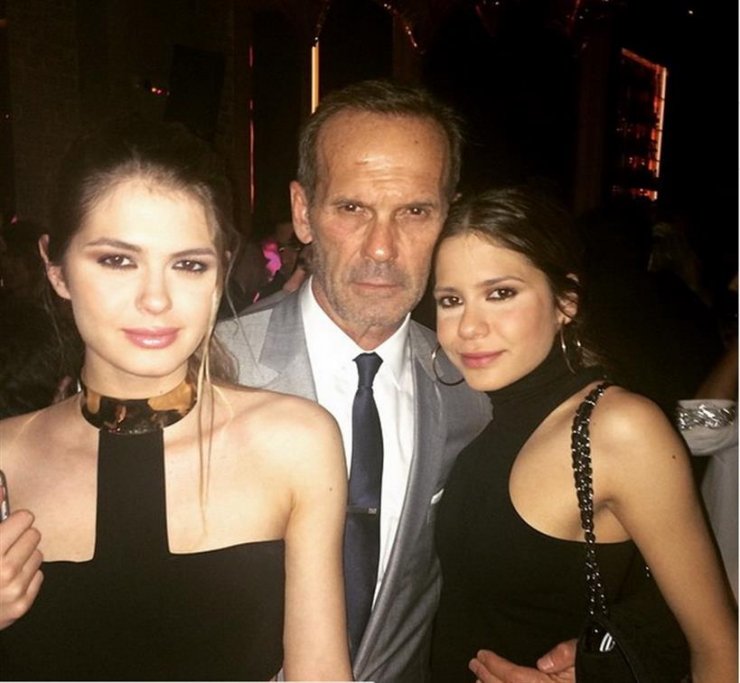 Αλεξάνδρα Κωστοπούλου: Η απίστευτα τρυφερή παιδική της φωτογραφία με τον μπαμπά της, Πέτρο