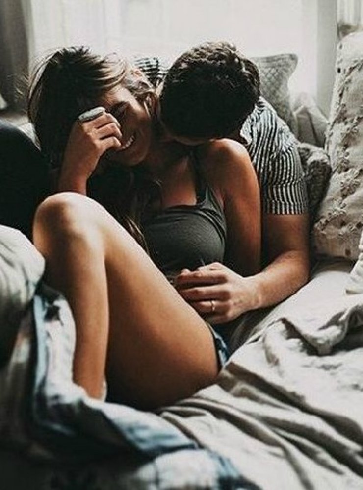 9 σημάδια που δείχνουν ότι είναι μαζί σου για να ξεπεράσει την πρώην του