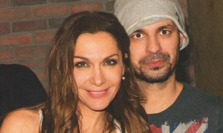 Δείτε το party έκπληξη του Ντέμη Νικολαΐδη στη Δέσποινα Βανδή!