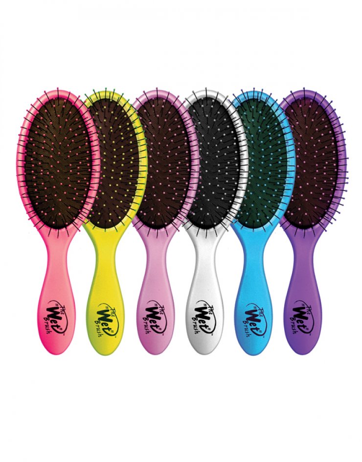 Wet Brush: Η πρώτη βούρτσα στις ΗΠΑ