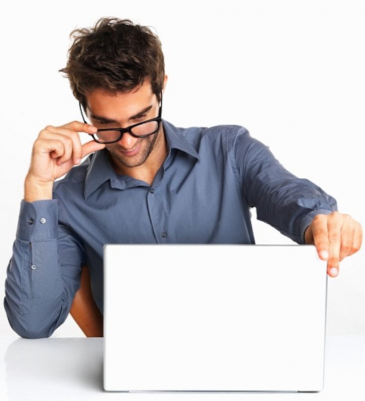 Ένας στους πέντε άντρες έχει κρυφό email!