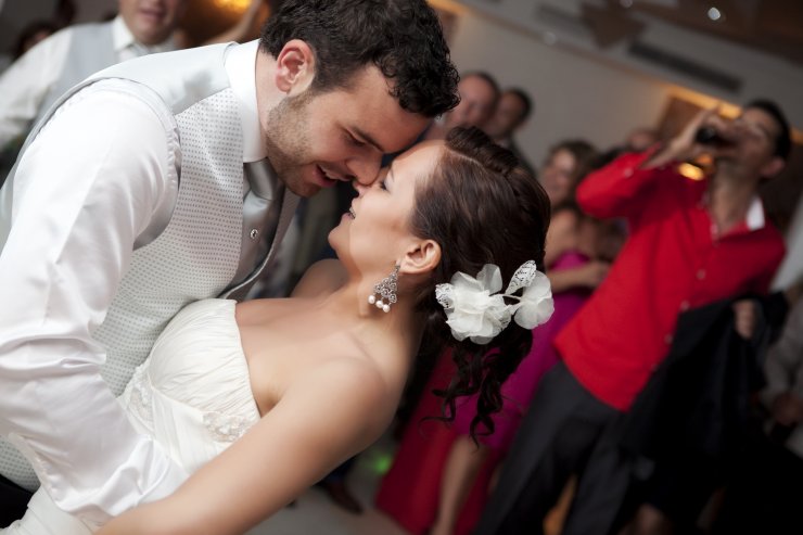 Μουσική για δεξίωση γάμου