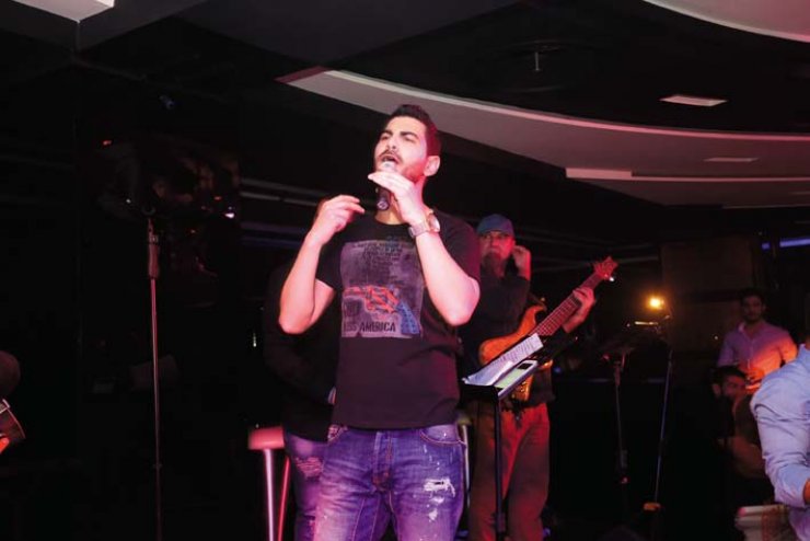 Σταύρος Κωνσταντίνου: Μετά την περιπέτεια υγείας που είχε, συνεχίζει τις εµφανίσεις του