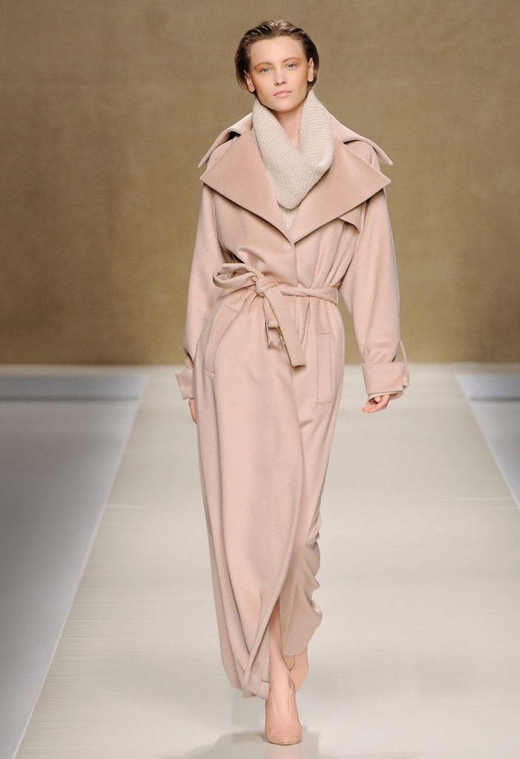 Robe coats: Θα κάνουν το χειμώνα σου παιγνίδι