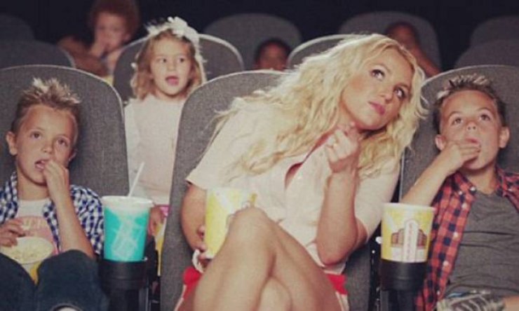 Η Britney Spears σε βίντεο κλιπ με τα παιδιά της!