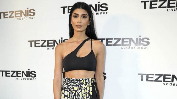 Νάσια Σιαηλά: Stylish & sexy με το outfit