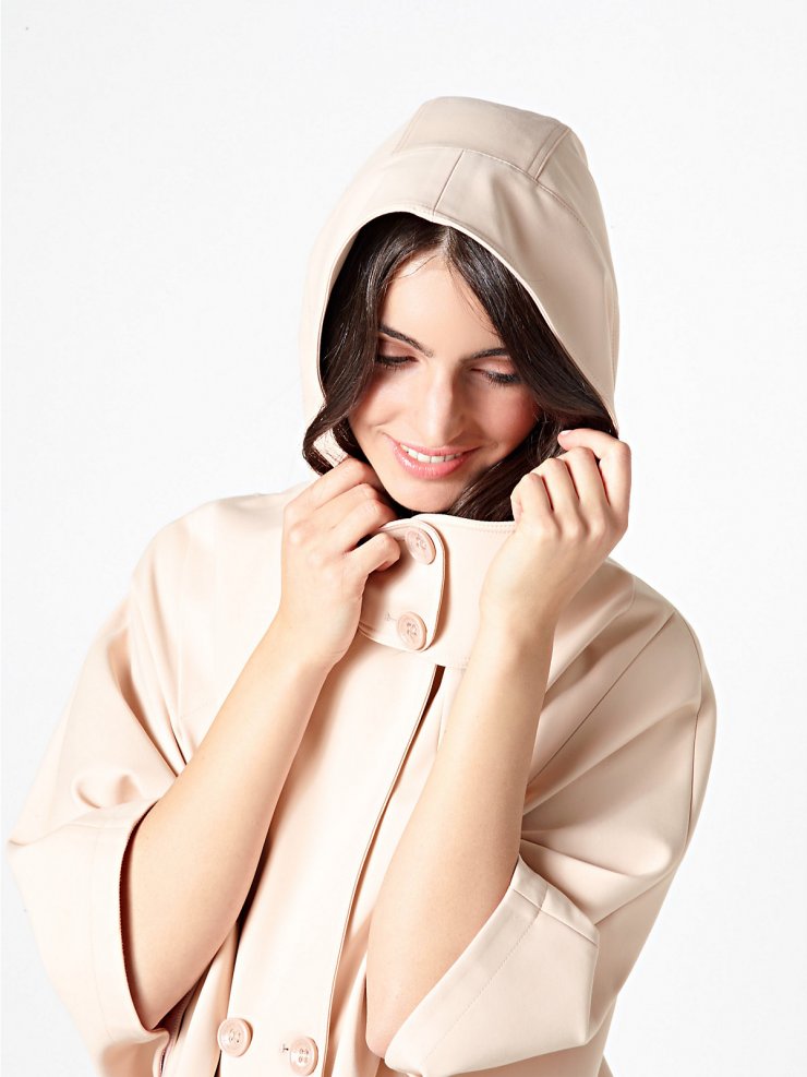  Τι τρέχει με την Patrizia Pepe