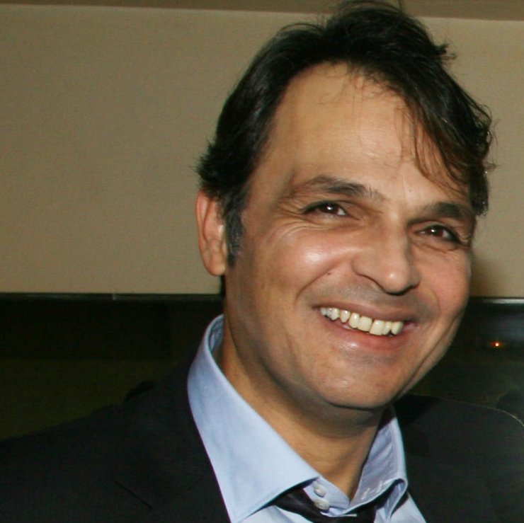 Πόσο χρονών είναι ο Σταμάτης Γαρδέλης;