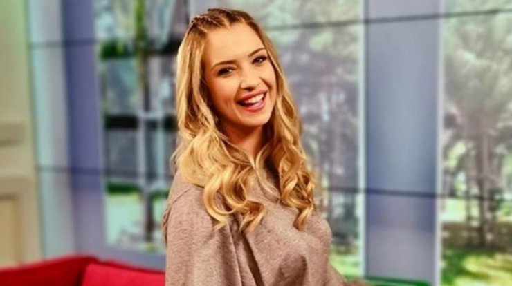 Η Αφροδίτη Γεωργίου μίλησε πρώτη φορά on air για το "κόψιμο" της εκπομπής "Follow" [βίντεο]