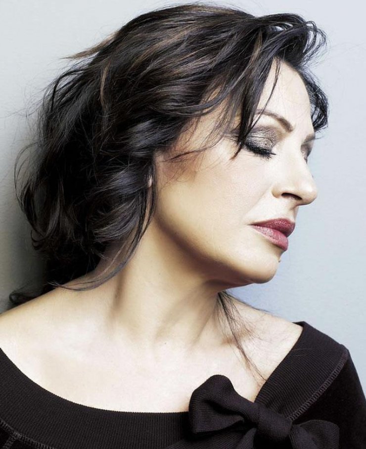 Χάρις Αλεξίου: Οι ευχές της για το 2014