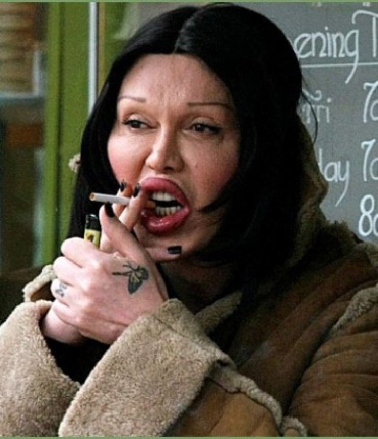 Tο πρόσωπο που βλέπετε, ανήκει σε διάσημο pop star των 80’s 