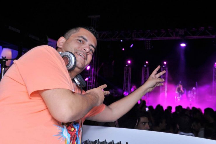 Κώστας Γαλάτης: Μια βραδιά στο νέο Crystal Boutique της Κακοπετριάς