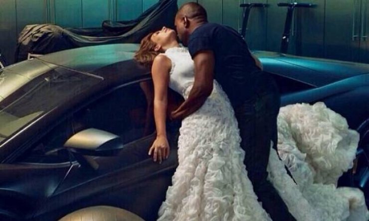  Η γαμήλια φωτό Kardashian - West που σαρώνει στο διαδίκτυο