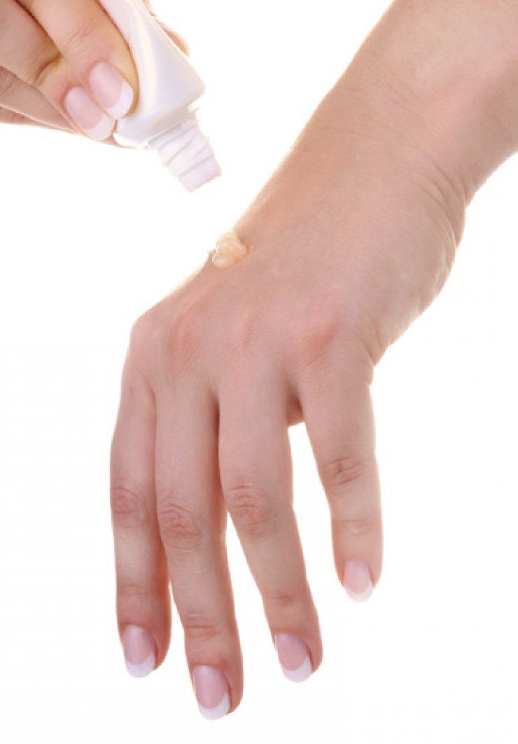 Εξαφανίστε εδώ και τώρα τις κηλίδες από το δέρμα σας