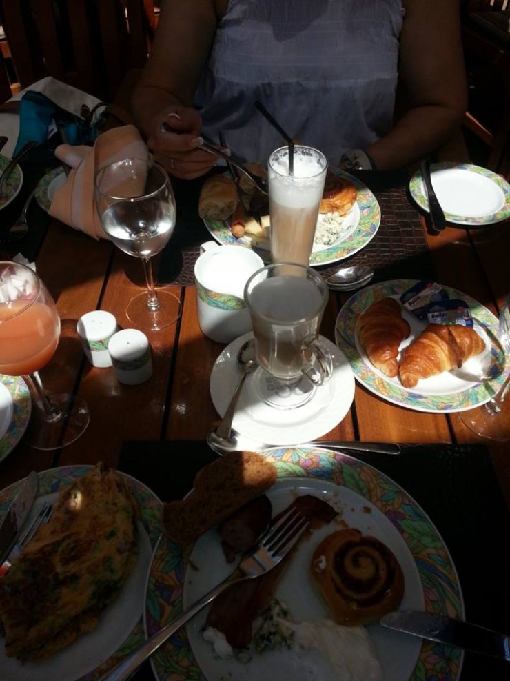 Ποια επώνυμη Λεμεσιανή απόλαυσε αυτό το πρωινό; 