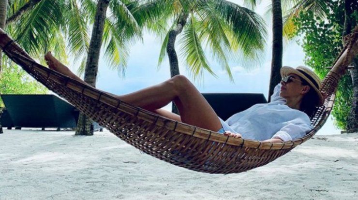 Δείπνο δίπλα από καρχαρίες για τη Ramona Filip! [βίντεο]