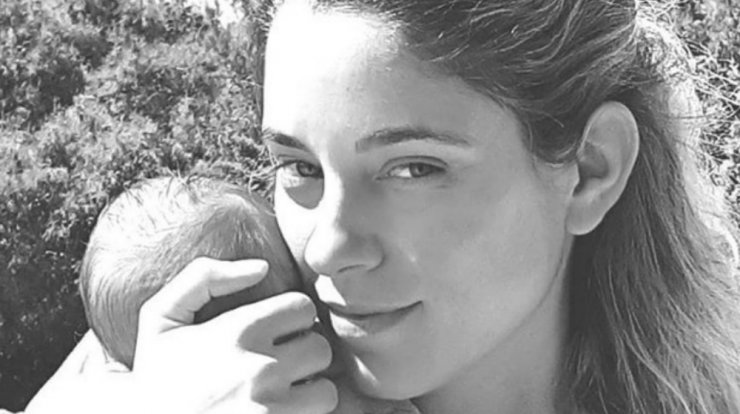 Δούκισσα Νομικού: Επέστρεψε στη δουλειά μετά από καιρό και αναφέρεται δημόσια στον 6 μηνών γιο της!