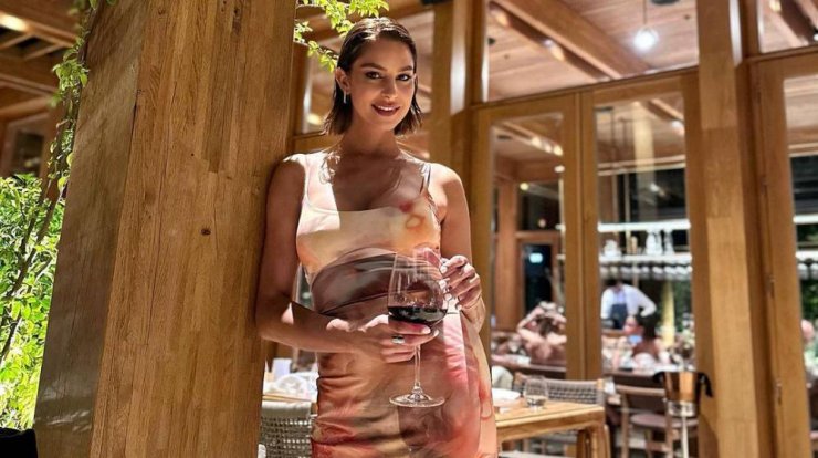 Ευριπίδου – Καραντώνη: Έκαναν το πιο καλοκαιρινό color blocking σε πρόσφατη έξοδό τους 