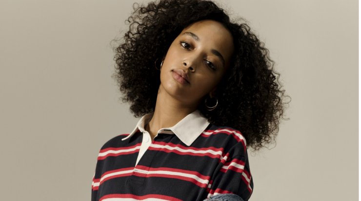 Η Tommy Hilfiger ανακοινώνει το λανσάρισμα της "Crest Tommy Jeans" capsule συλλογής