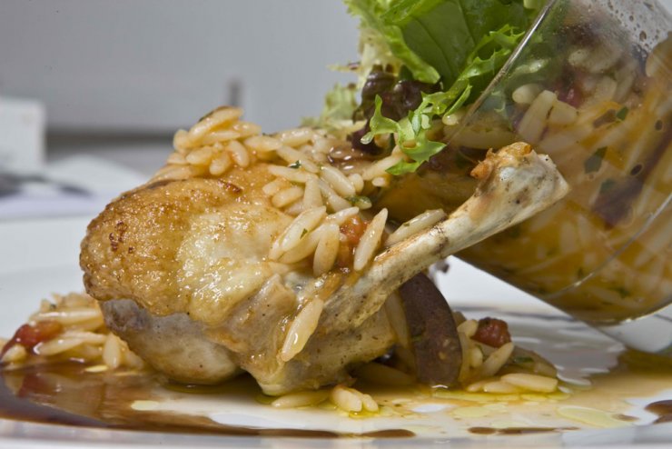 Κοτόπουλο με κριθαράκι