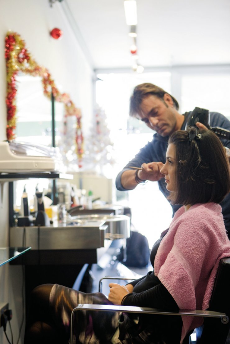 Χριστιάνα Μούζουρα: Την «τσακώσαμε» στο κομμωτήριο