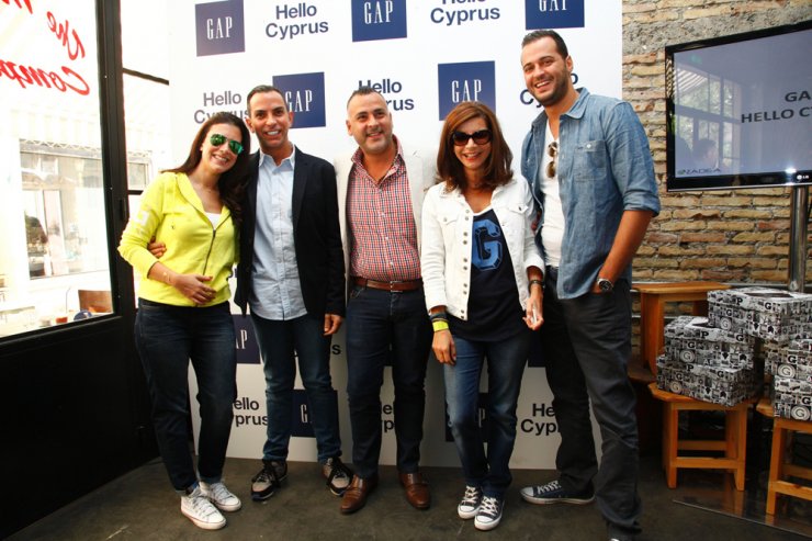Η φθινοπωρινή συλλογή του Gap στο νέο κατάστημα στο MyMall