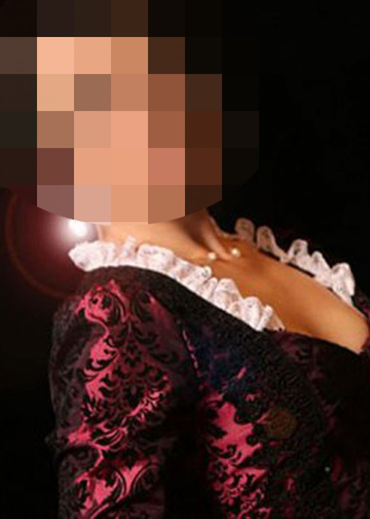 Βρέθηκε νεκρή στο σπίτι της γνωστή τραγουδίστρια!