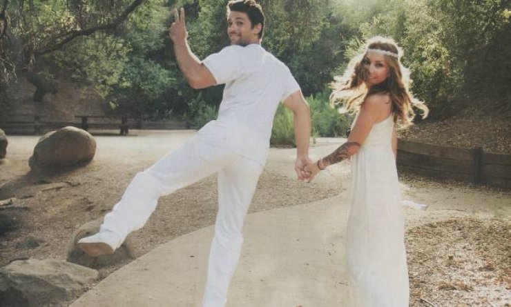 Αποστόλης Τότσικας - Ρούλα Ρέβη: Το φωτογραφικό άλμπουμ ενός γάμου που δεν είδαμε ποτέ!