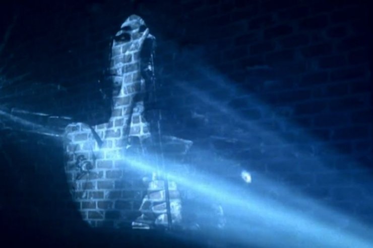 Δείτε ένα βίντεο κλιπ με την Amy!