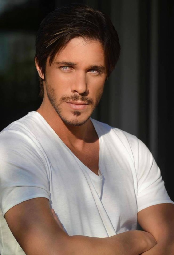 Θα γίνει πατέρας ο Νικος Οικονομόπουλος;