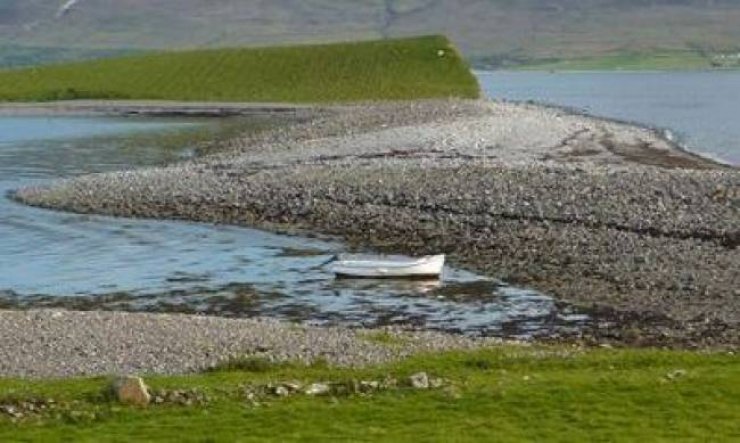 Πωλείται το νησί του Lenon