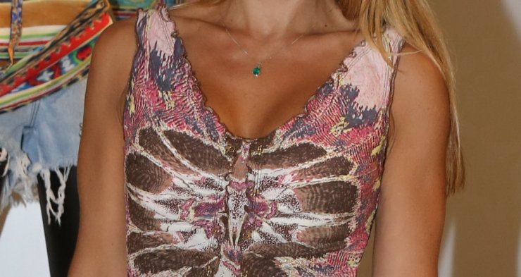 Η super sexy Eλληνίδα celebrity είναι μόνη ξανά, μετά από 1,5 χρόνο σχέσης