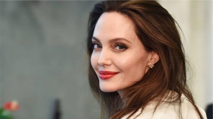 Angelina Jolie: Το official account της στο instagram σημείωσε ρεκόρ!