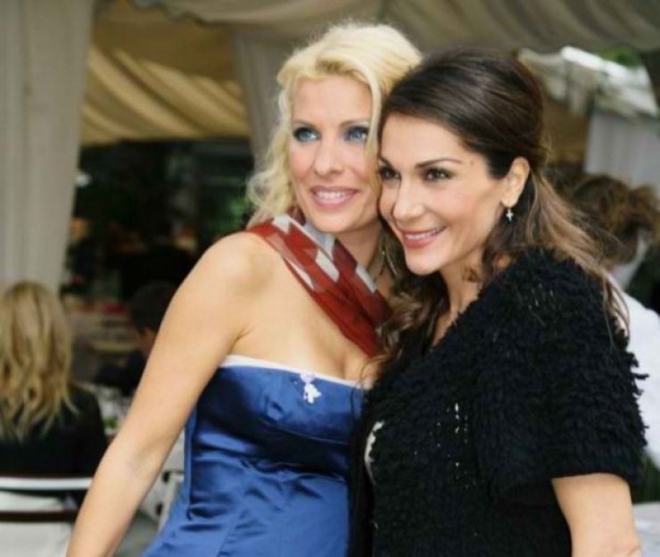 Έλιωσε ο «πάγος»: συναντήθηκαν μετά από 4 χρόνια Μενεγάκη – Βανδή