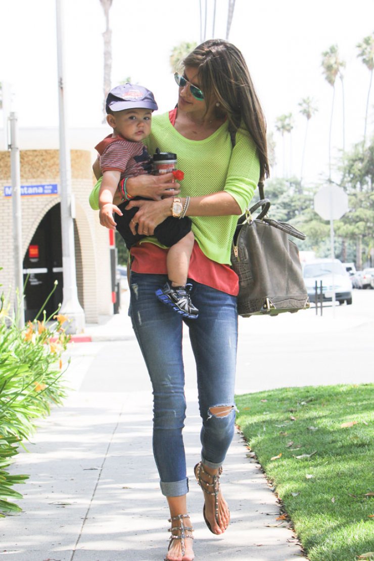 Supermodel και μαμά 