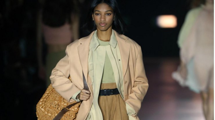 Αξεσουάρ από ψάθα: Μας βάζουν στο κλίμα της νέας εποχής