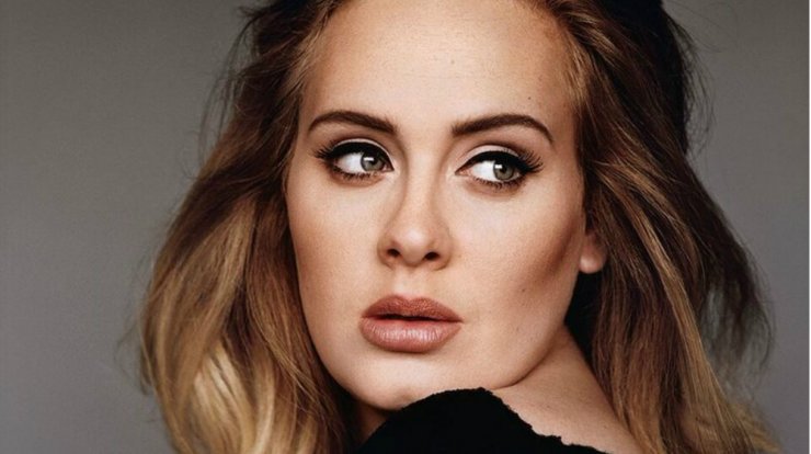 Βρήκαμε το chic μικρό μαύρο φόρεμα της Adele για το οποίο μιλάει όλο το διαδίκτυο