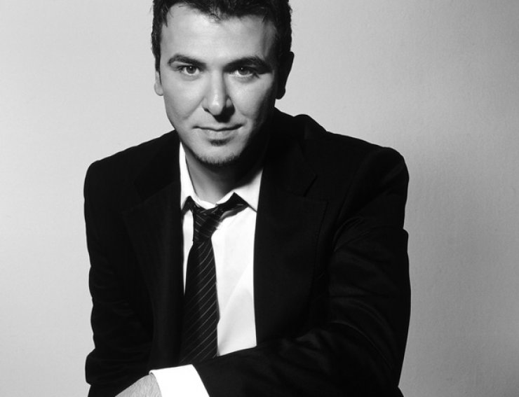 Αντώνης Ρέμος: Το σχόλιο για τον Μιχάλη Χατζηγιάννη για τη συναυλία στη Λάρνακα